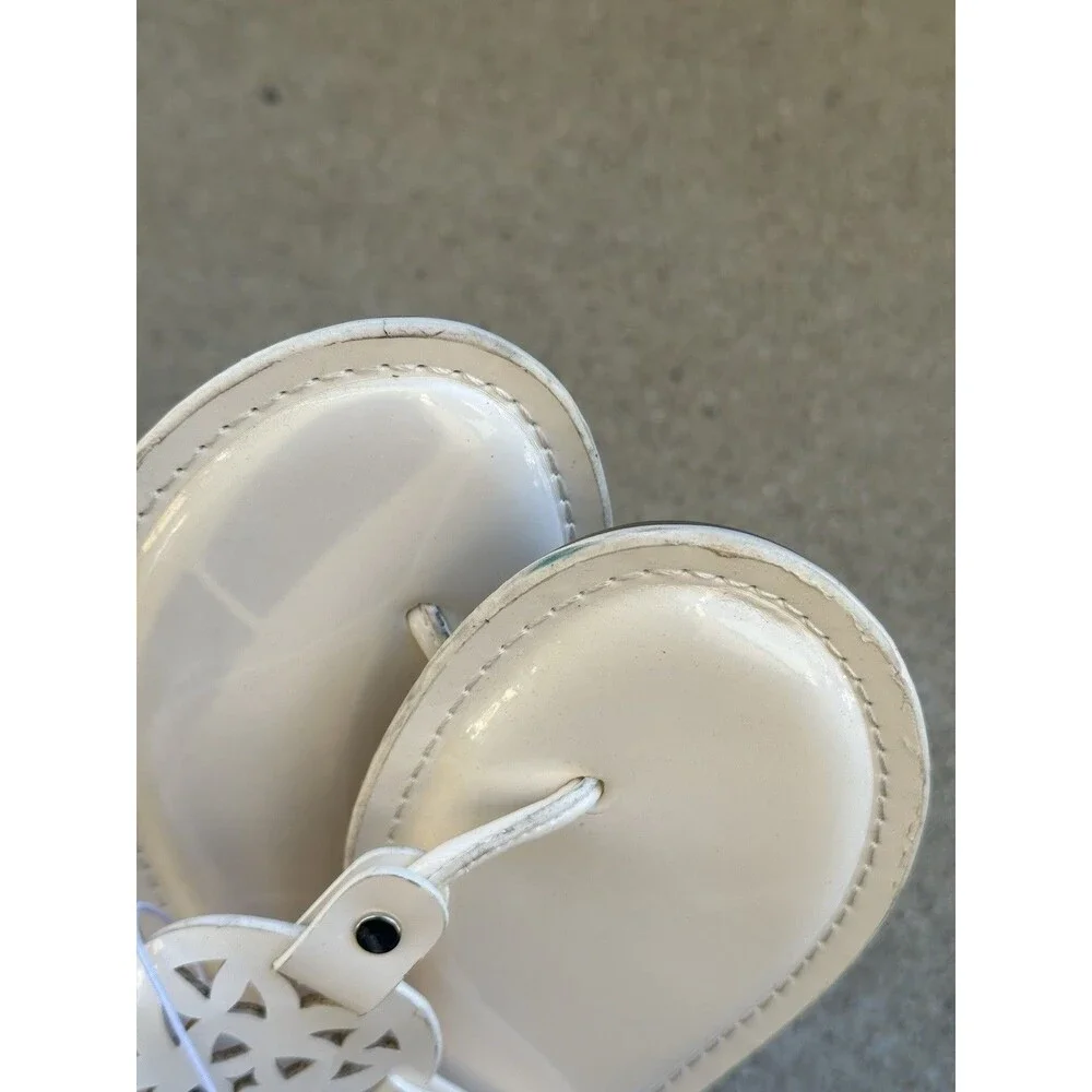 Women's Nordstrom Dolce Vita Padded Cut out Ivory Flip Flop Flat Shoes Size 8